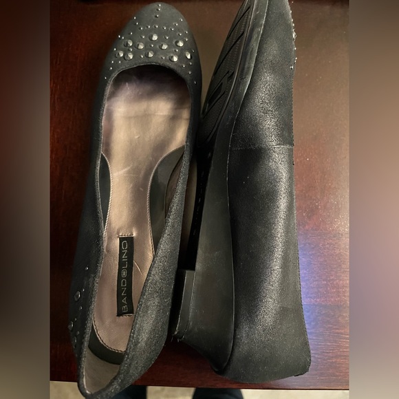 Bandolino Size 10 Black Flats with studs. Never worn. Great for the holidays! - Picture 2 of 2